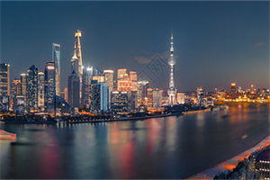 **Facing the Sea: Beach Activities in Shanghai** **Facing the Sea: Beach Activities in Shanghai**